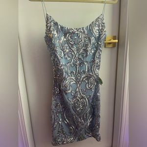NWT Windsor prom/formal sequin dress. Smoke free pet free home